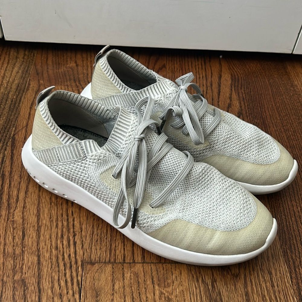 Peter Millar Hyperlight Glide Sneakers Womens Sz 9